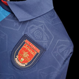 Camiseta Retro Arsenal Bergkamp Año 1995/1996